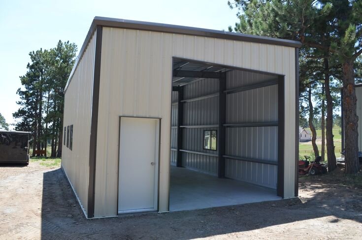 Facem garaje din panou sandwich